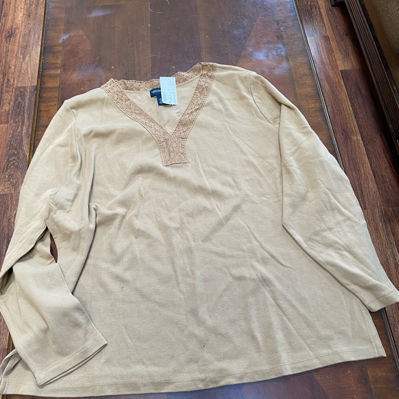 Lane Bryant 22/24 Tan Long Sleeve Shirt NWOT - Picture 1 of 3